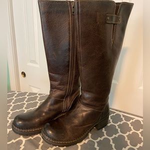 Born distressed brown leather boots, size 7